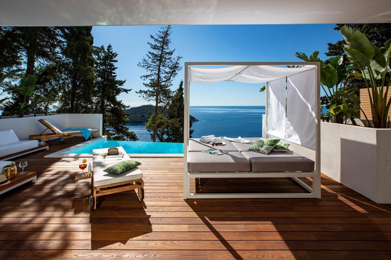 Villa T Dubrovnik - Wellness And Spa Luxury Villa With Spectacular Old Town View ภายนอก รูปภาพ